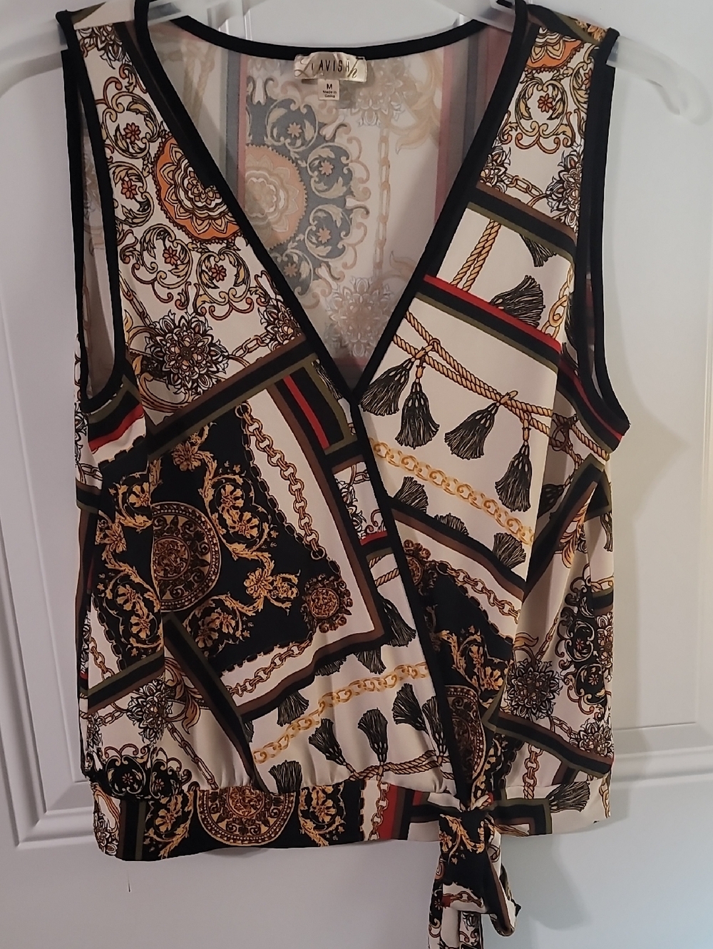 Iavish Lavish Cream & Black Chain-Print Sleeveless Top